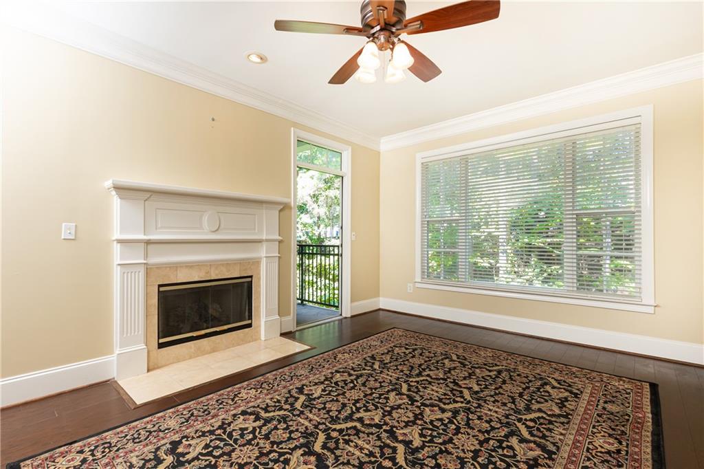 4100 Paces Walk SE Unit 2104