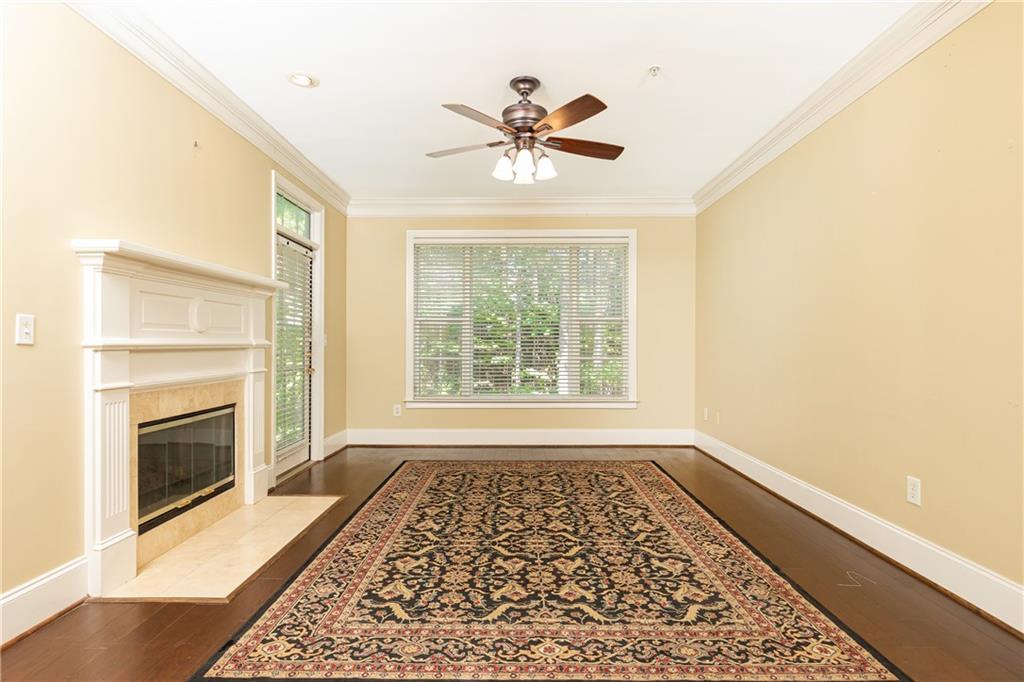 4100 Paces Walk SE Unit 2104