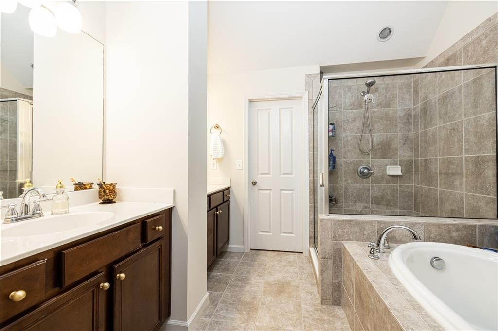 2034 Heathermere Way