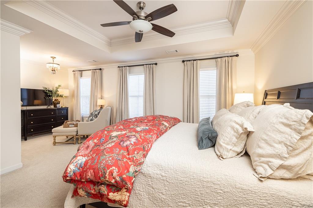 2034 Heathermere Way