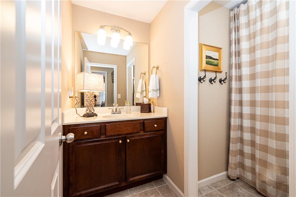 2034 Heathermere Way