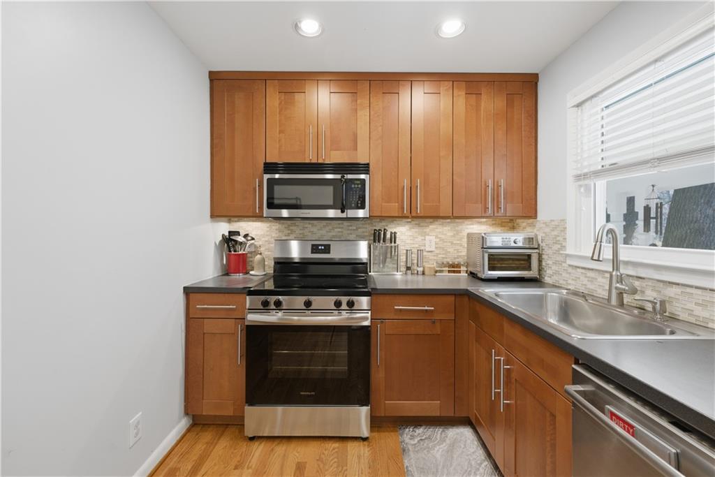 1502 Bubbling Creek Road