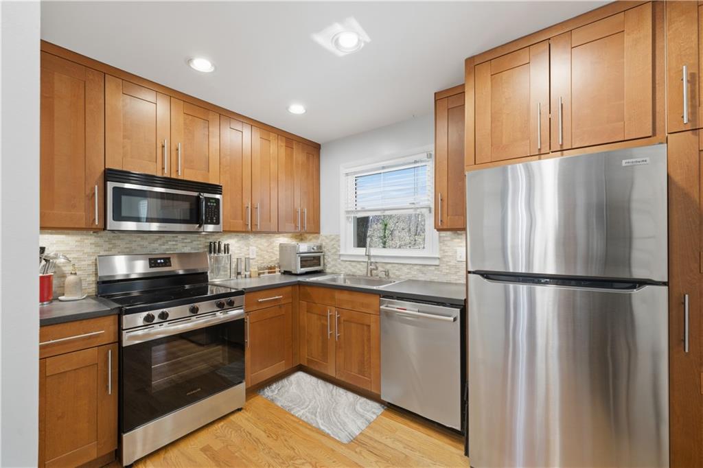 1502 Bubbling Creek Road