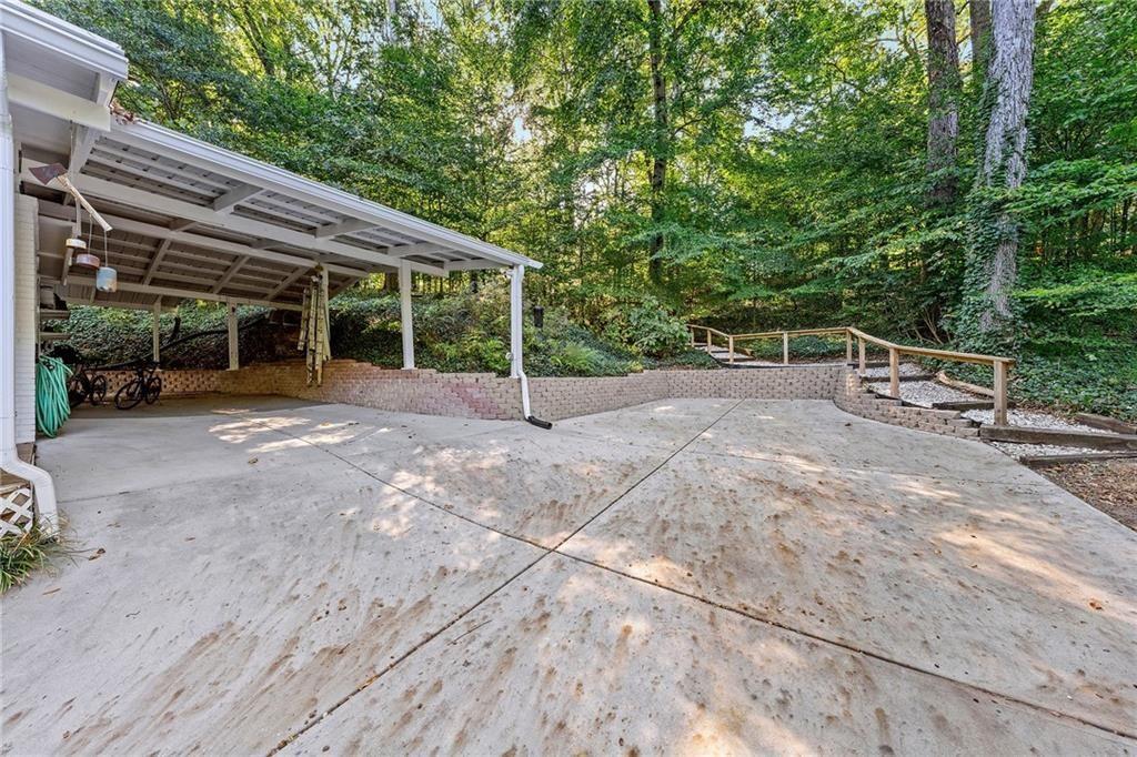 2632 Defoors Ferry Road NW