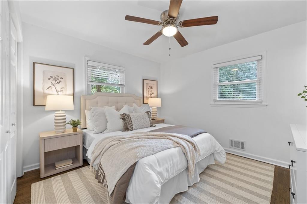 1913 Heathridge Court SE