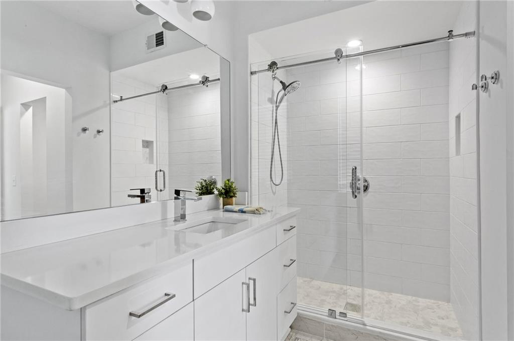 78 Peachtree Memorial Drive NW Unit 2