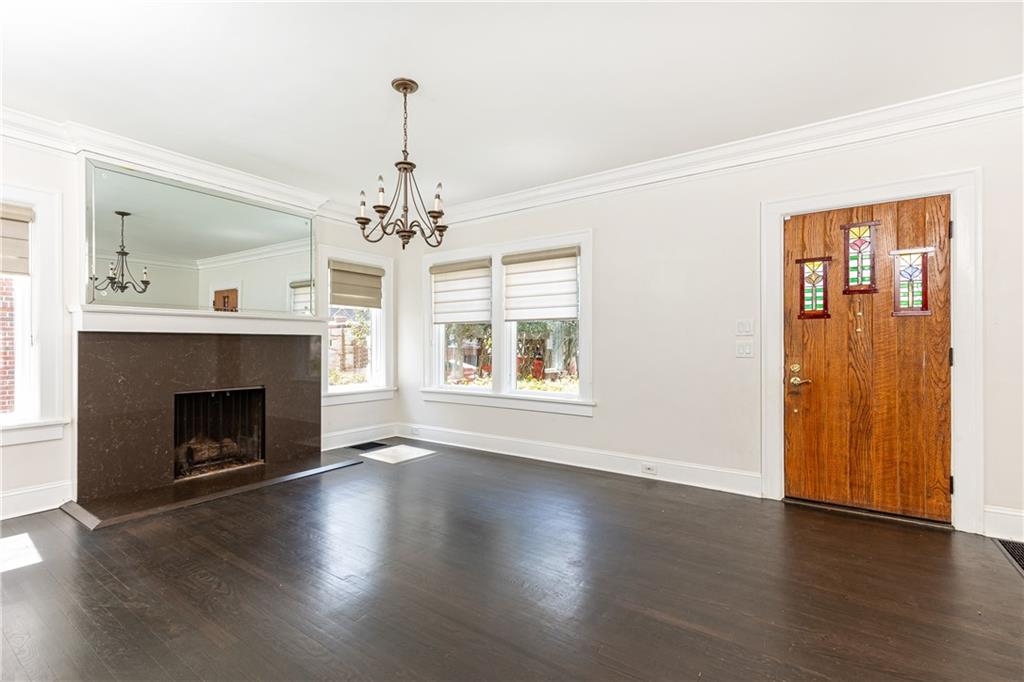 1022 Reeder Circle NE