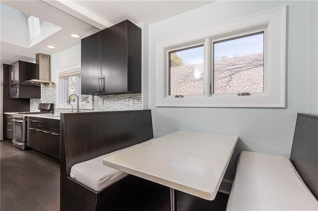 1022 Reeder Circle NE