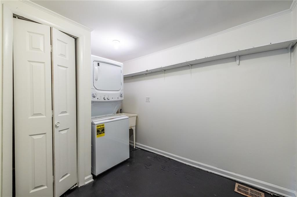 834 Woodland Avenue SE