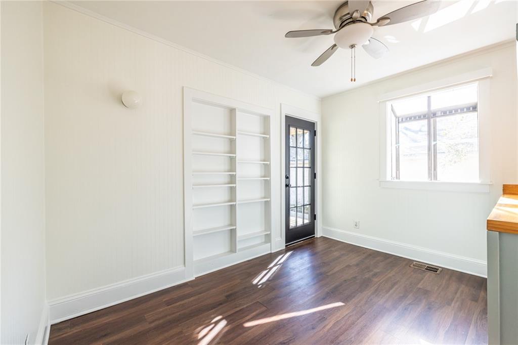 834 Woodland Avenue SE