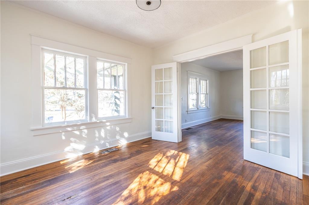 834 Woodland Avenue SE