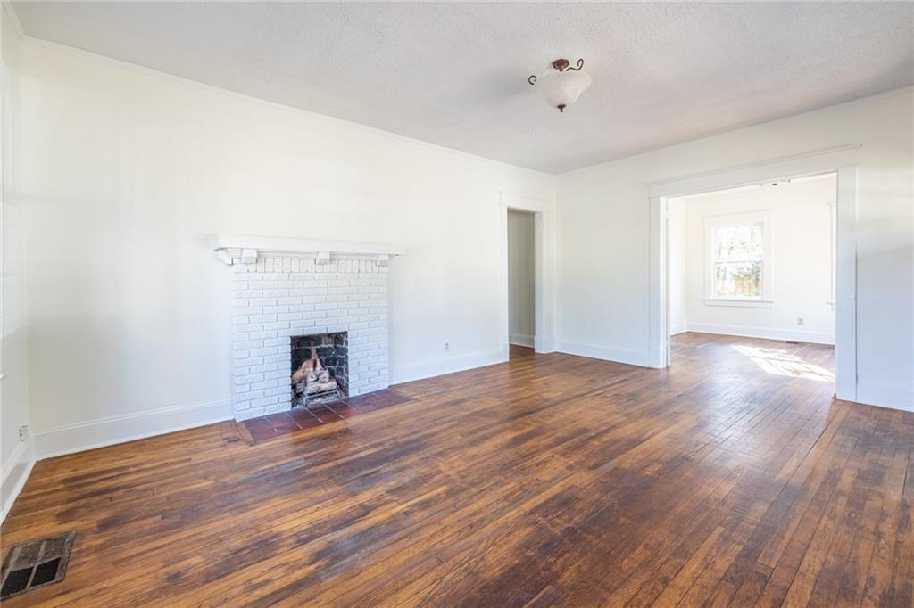 834 Woodland Avenue SE