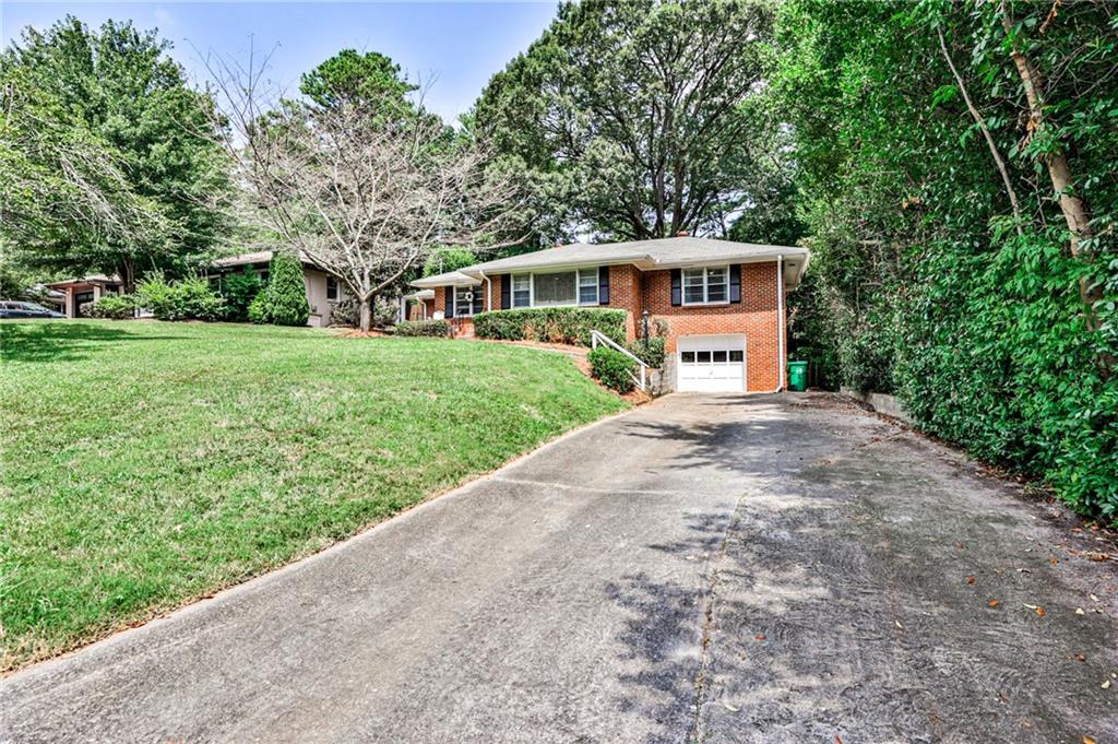 1422 Lively Ridge Road NE