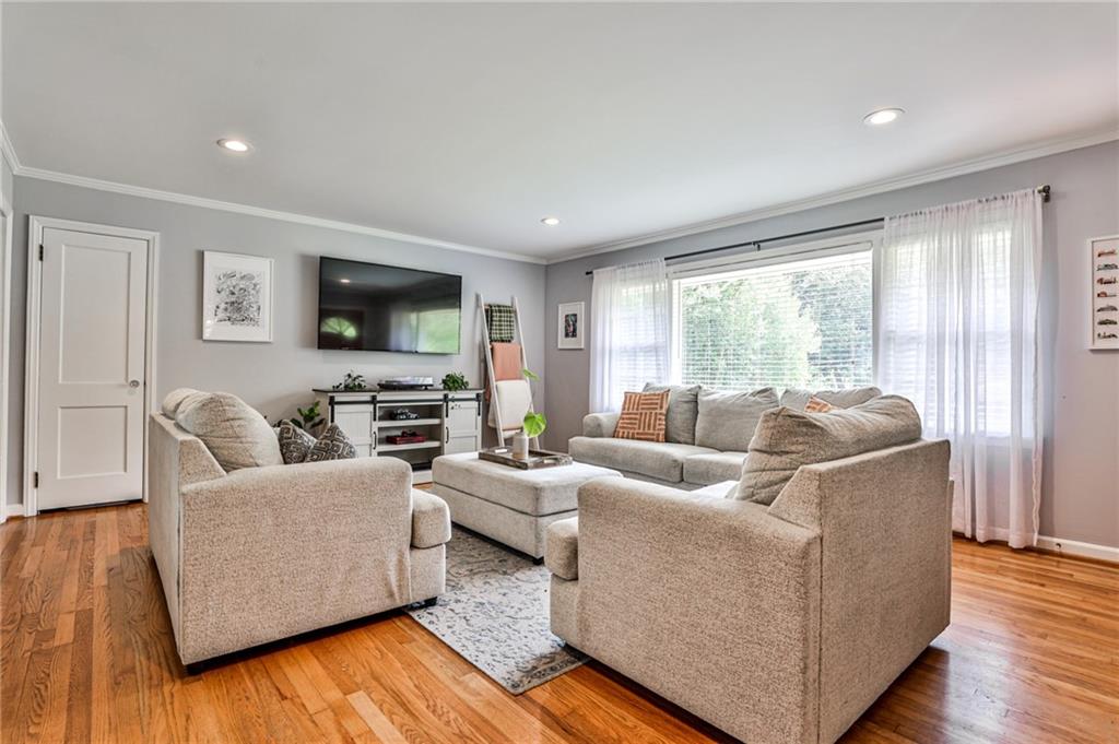 1422 Lively Ridge Road NE