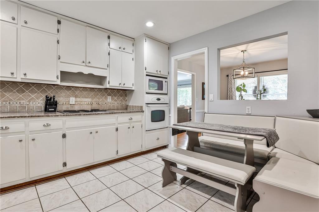 1422 Lively Ridge Road NE