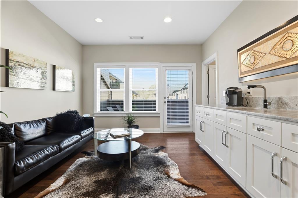 6405 Radiant Trace Unit 67