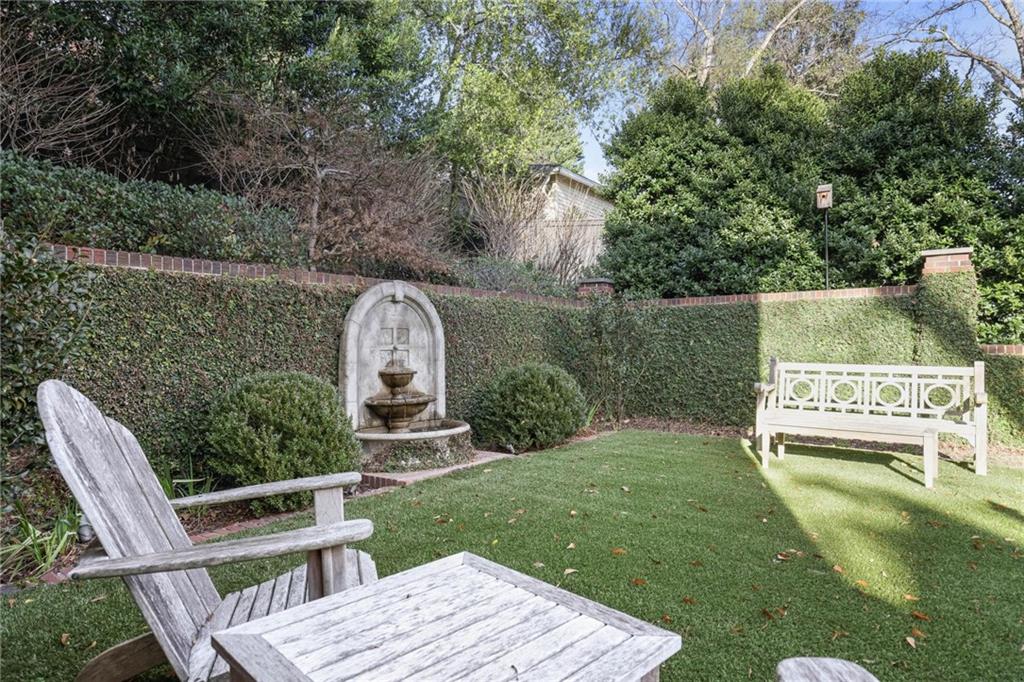 12 Camden Road NE