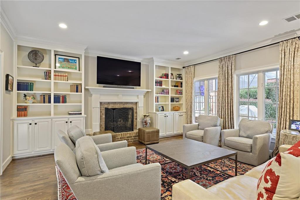 12 Camden Road NE