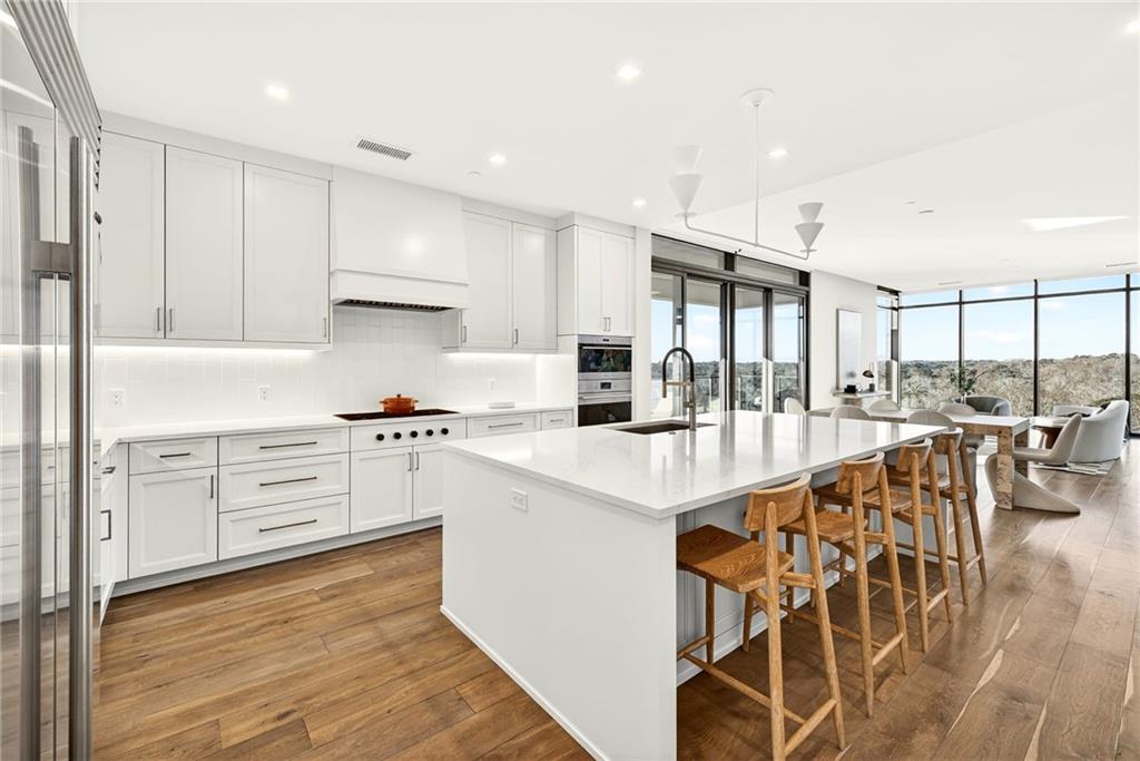 2520 Peachtree Road NW Unit 1003