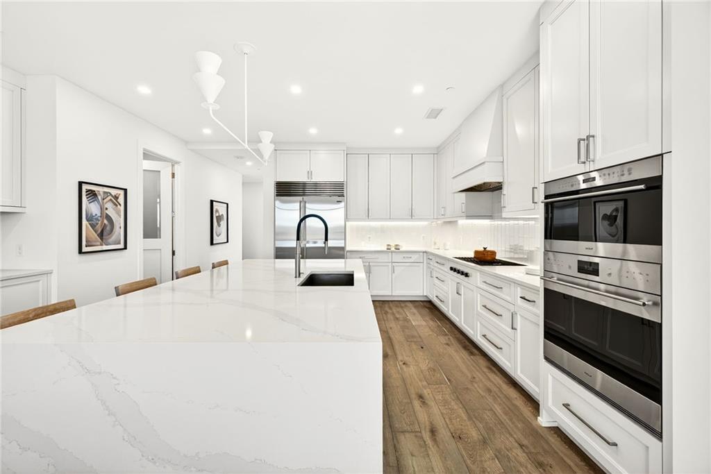 2520 Peachtree Road NW Unit 1003