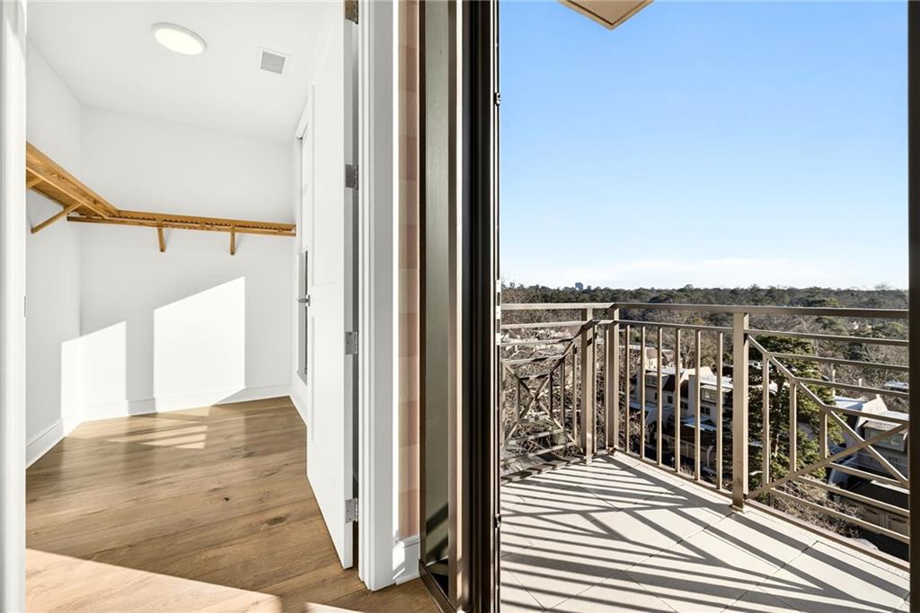 2520 Peachtree Road NW Unit 1003