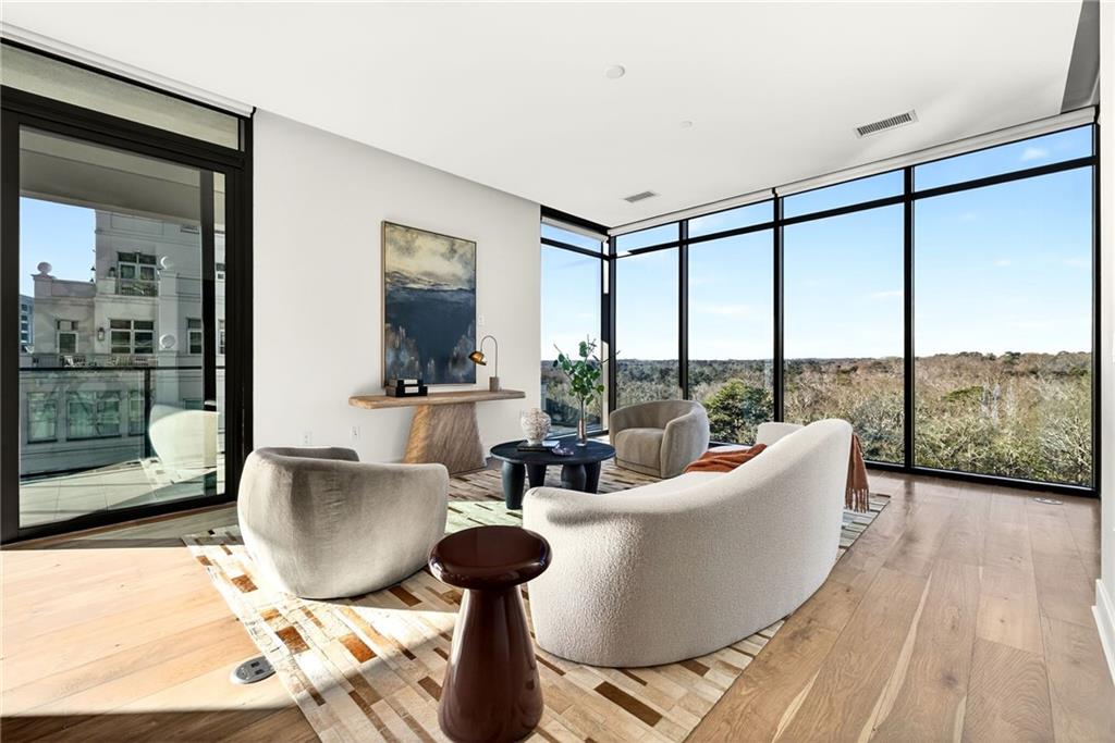 2520 Peachtree Road NW Unit 1003