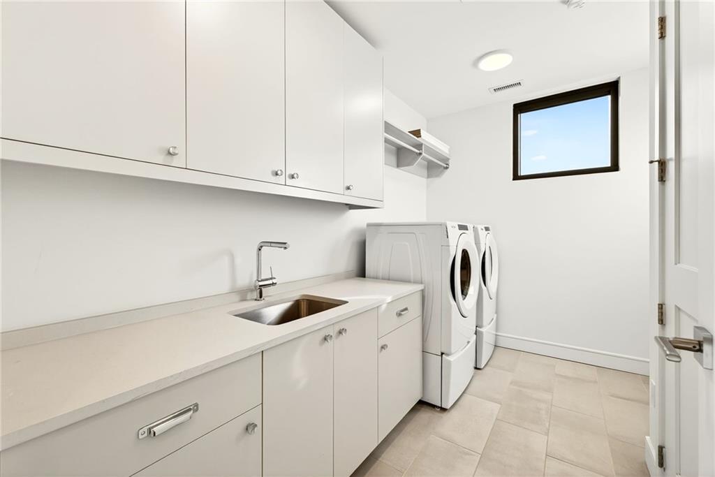 2520 Peachtree Road NW Unit 1003