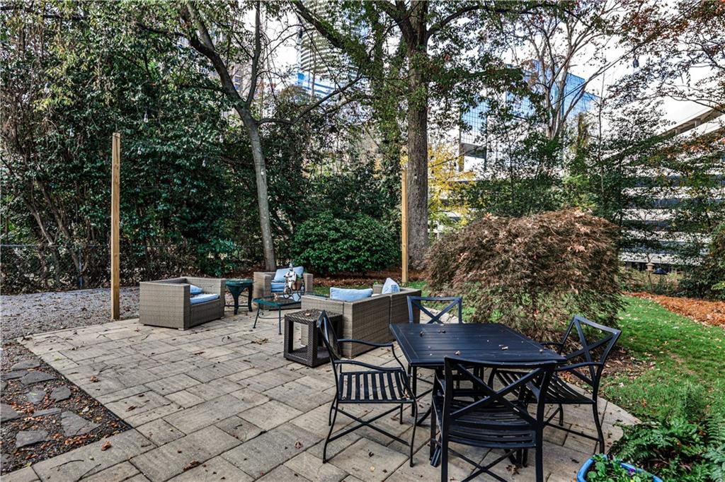 40 Highland Drive NE