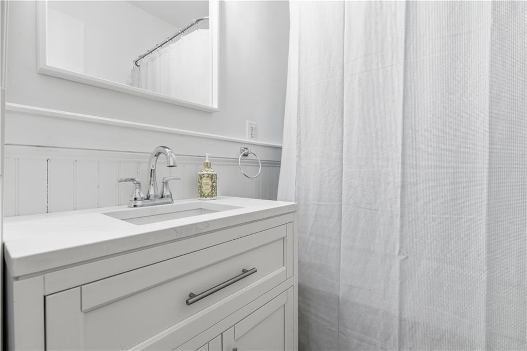 40 Highland Drive NE