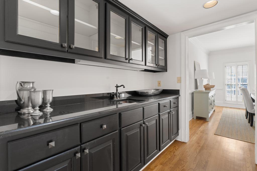 472 Ivy Park Lane NE