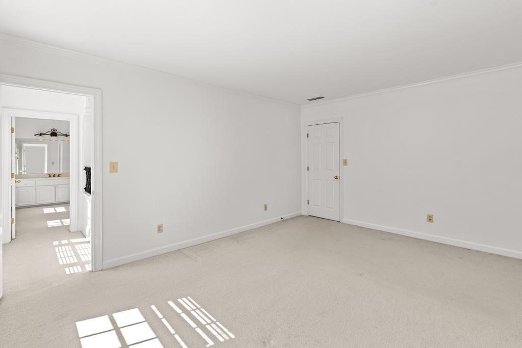 472 Ivy Park Lane NE