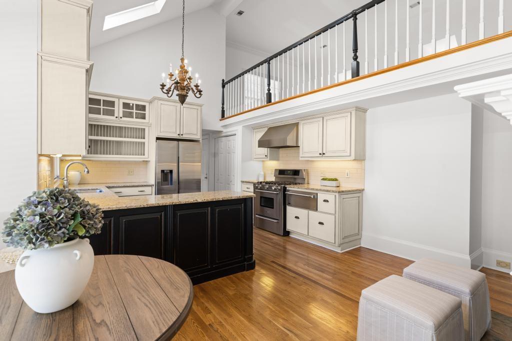 472 Ivy Park Lane NE