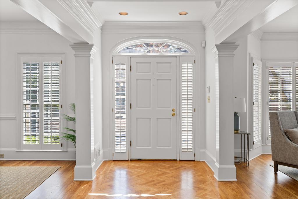 472 Ivy Park Lane NE