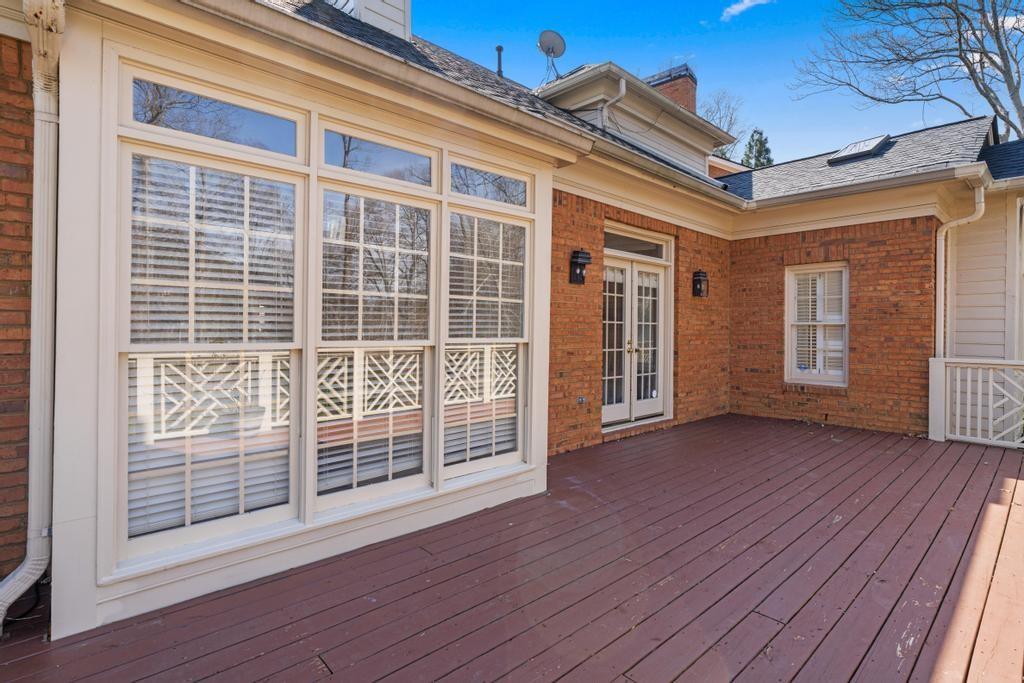 472 Ivy Park Lane NE