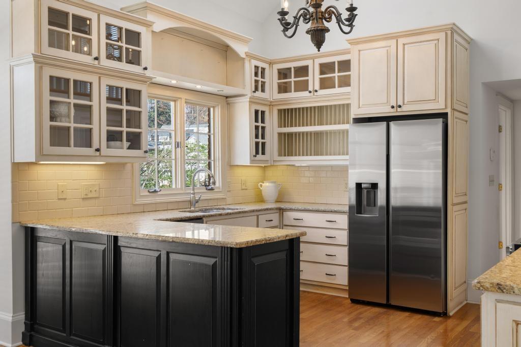 472 Ivy Park Lane NE