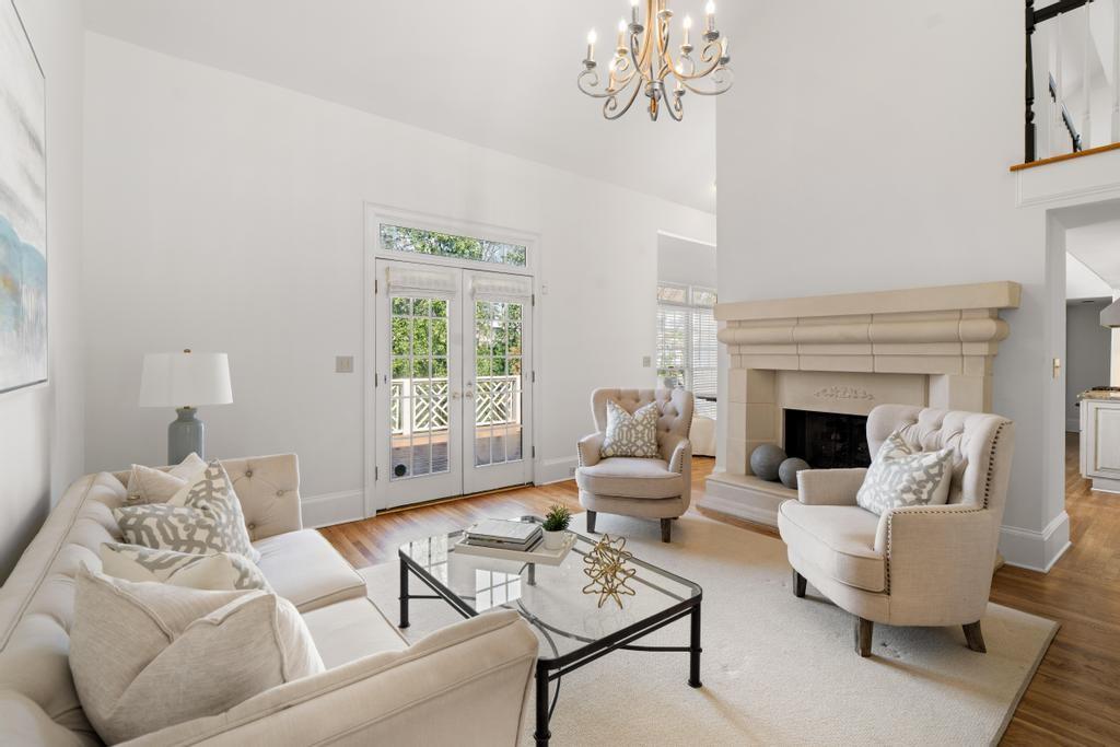 472 Ivy Park Lane NE