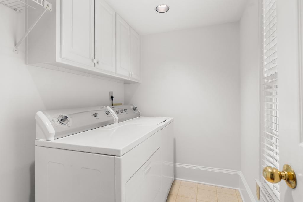 472 Ivy Park Lane NE