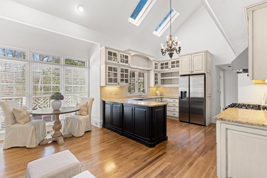 472 Ivy Park Lane NE