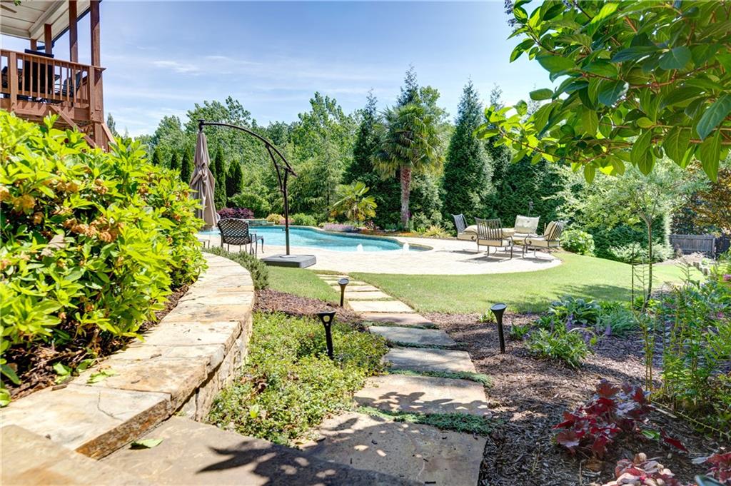 2454 Brewer Way NE
