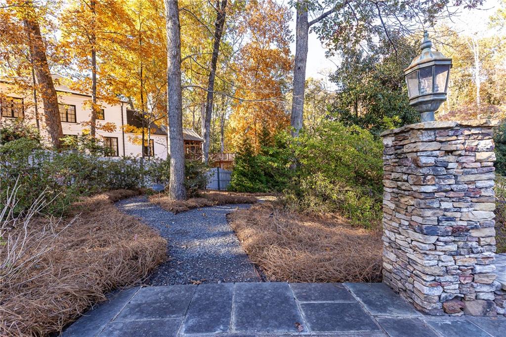 4276 Sentinel Post Road NW