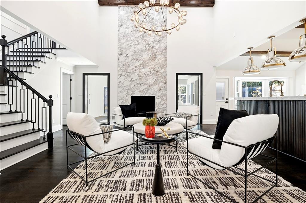 4730 Paran Valley NW