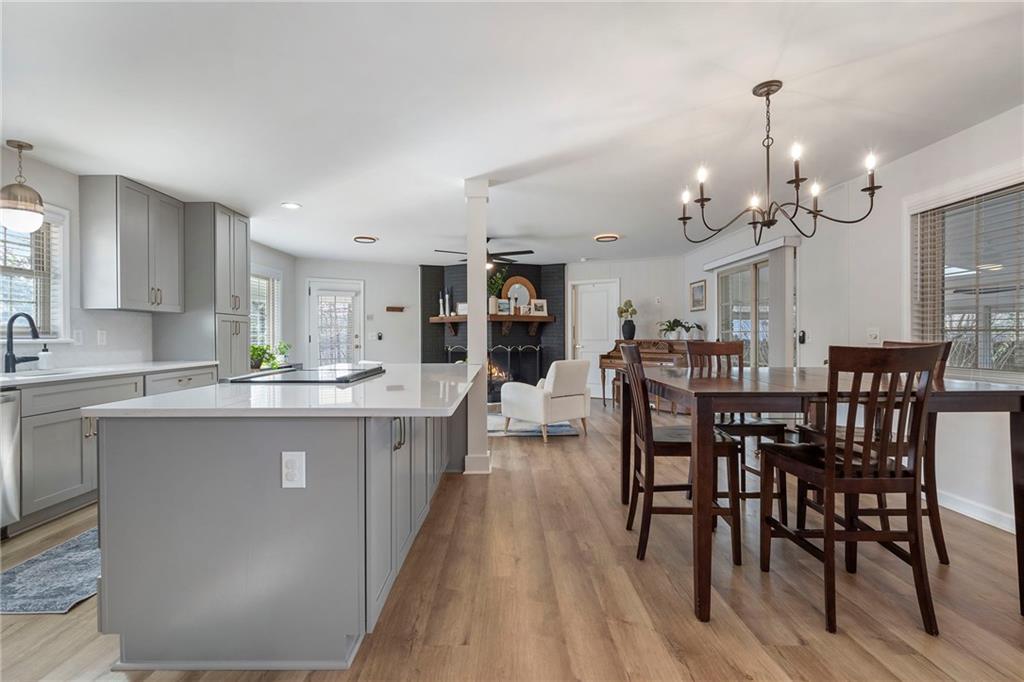 3710 Hickory Circle SE