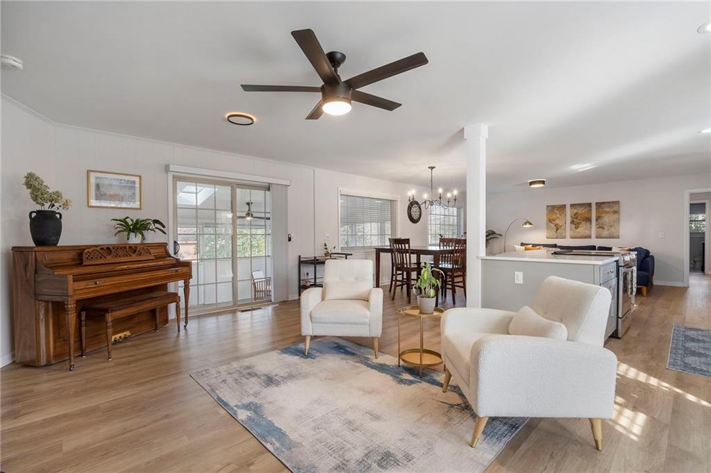 3710 Hickory Circle SE