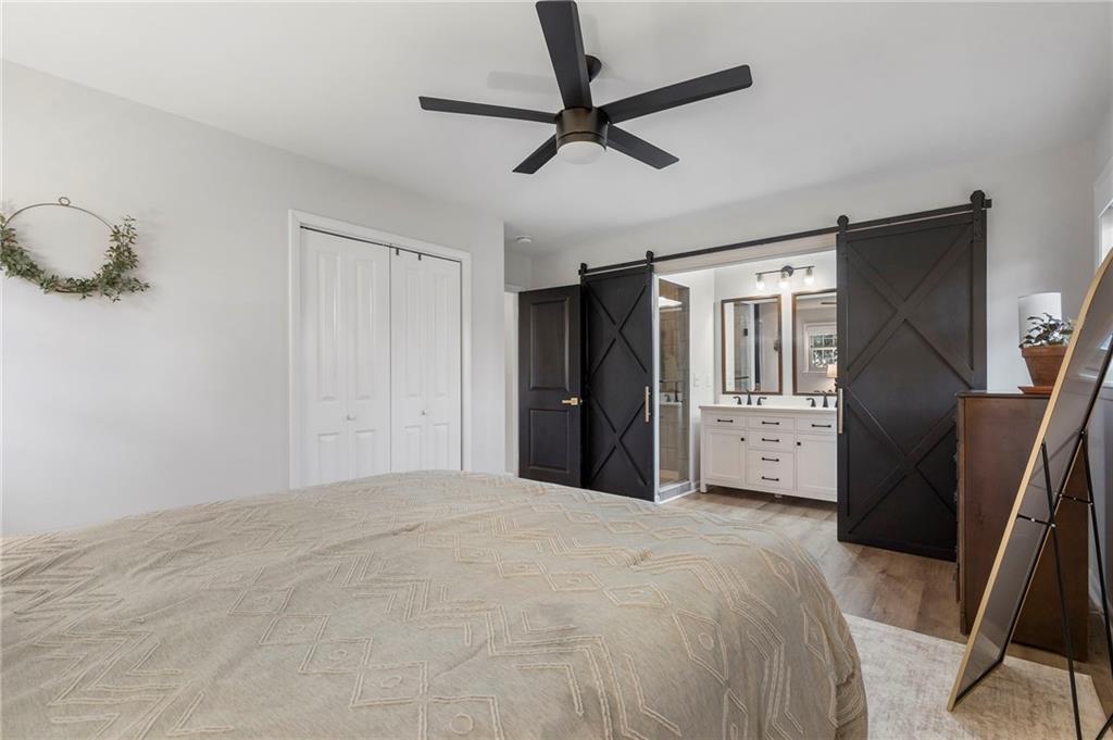 3710 Hickory Circle SE