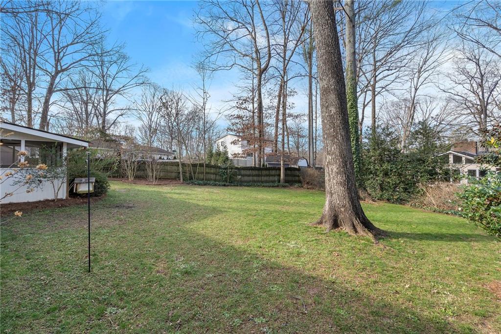 3710 Hickory Circle SE