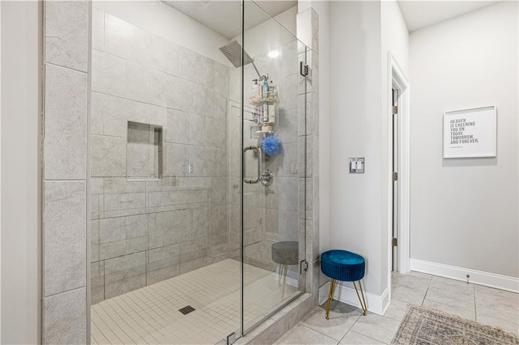 1829 La Dawn Lane NW