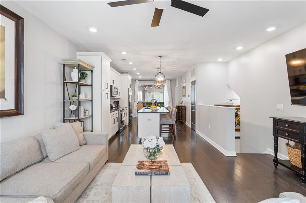 1050 Stacks Avenue SE Unit 1505