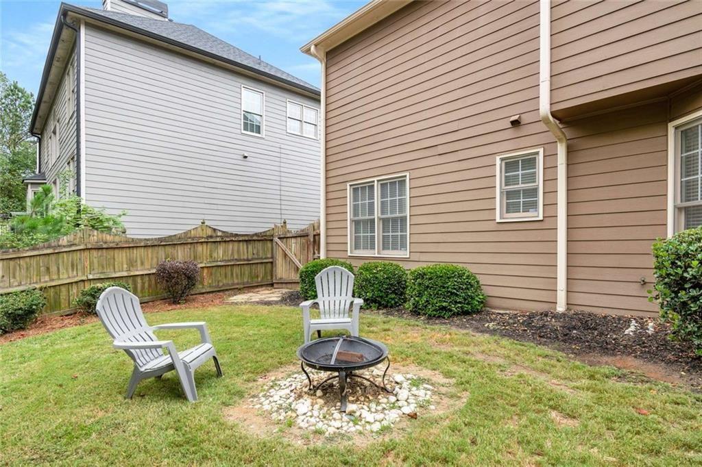 5731 Vinings Retreat Way SW