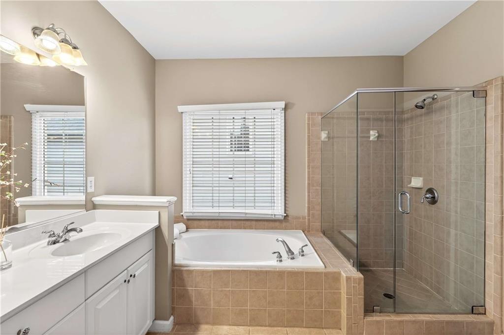 5731 Vinings Retreat Way SW