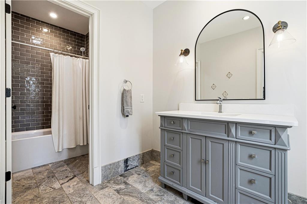 480 Mount Vernon Highway